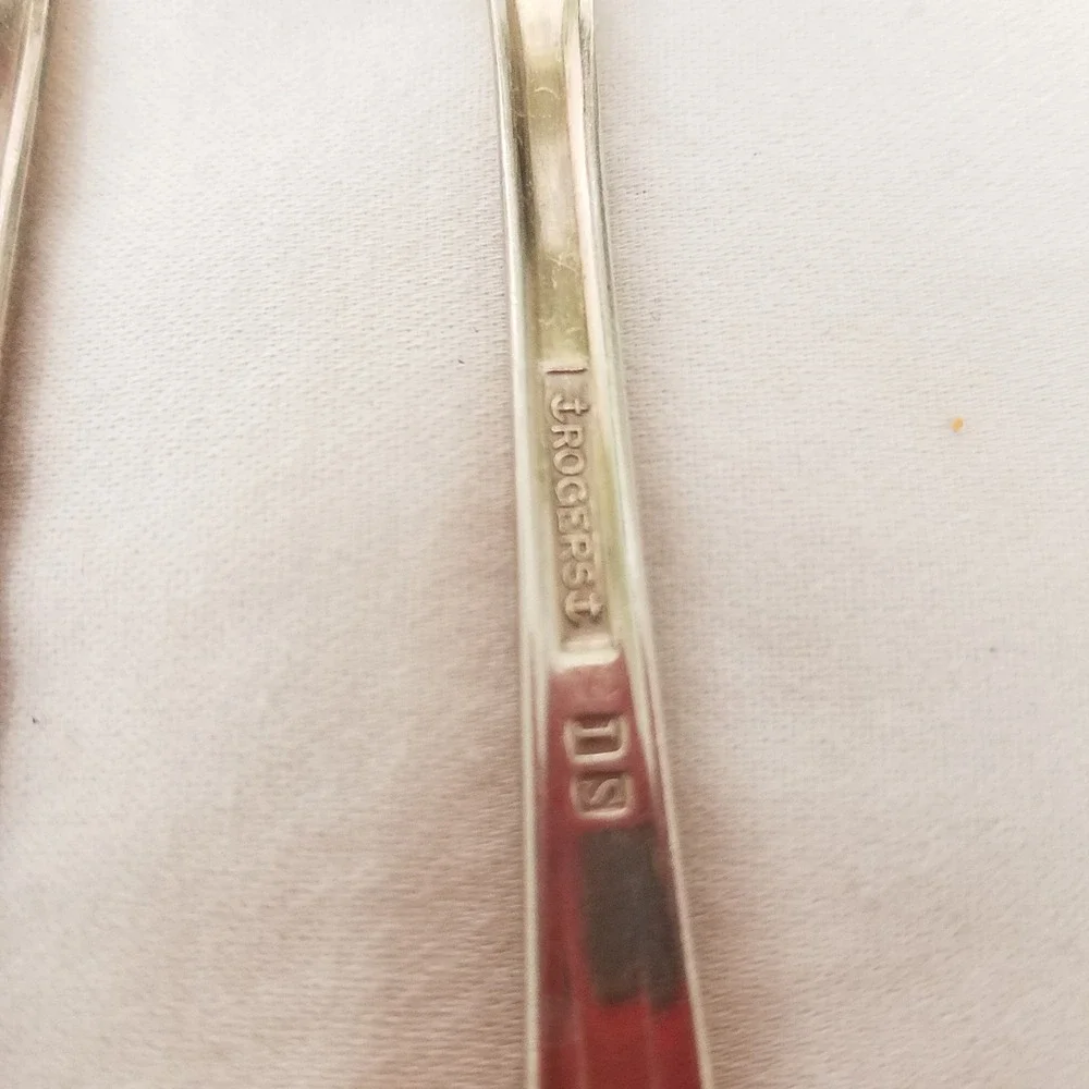 Rogers IS Rosalind Salad Forks Set of 8 Silverplate 1938 Vintage Art Deco Floral
